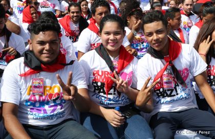 Familias reafirman compromiso por la paz y ratifican apoyo al Gobierno del Presidente Daniel y la Compañera Rosario