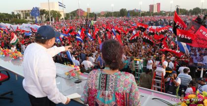 Familias reafirman compromiso por la paz y ratifican apoyo al Gobierno del Presidente Daniel y la Compañera Rosario