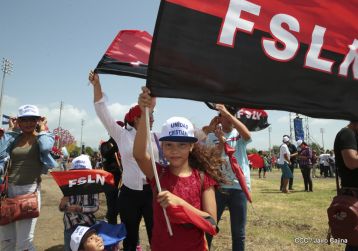 Familias reafirman compromiso por la paz y ratifican apoyo al Gobierno del Presidente Daniel y la Compañera Rosario