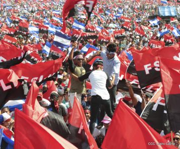 Familias reafirman compromiso por la paz y ratifican apoyo al Gobierno del Presidente Daniel y la Compañera Rosario