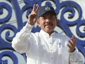 Familias reafirman compromiso por la paz y ratifican apoyo al Gobierno del Presidente Daniel y la Compañera Rosario