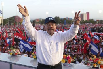 Familias reafirman compromiso por la paz y ratifican apoyo al Gobierno del Presidente Daniel y la Compañera Rosario