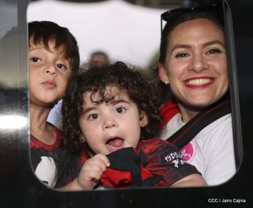 Familias reafirman compromiso por la paz y ratifican apoyo al Gobierno del Presidente Daniel y la Compañera Rosario