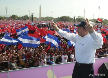 Familias reafirman compromiso por la paz y ratifican apoyo al Gobierno del Presidente Daniel y la Compañera Rosario