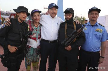 Familias reafirman compromiso por la paz y ratifican apoyo al Gobierno del Presidente Daniel y la Compañera Rosario