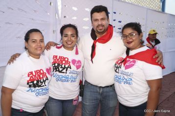 Familias reafirman compromiso por la paz y ratifican apoyo al Gobierno del Presidente Daniel y la Compañera Rosario