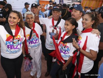 Familias reafirman compromiso por la paz y ratifican apoyo al Gobierno del Presidente Daniel y la Compañera Rosario