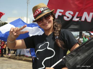 Familias reafirman compromiso por la paz y ratifican apoyo al Gobierno del Presidente Daniel y la Compañera Rosario