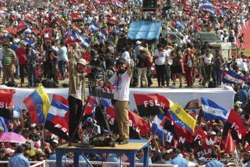 Familias reafirman compromiso por la paz y ratifican apoyo al Gobierno del Presidente Daniel y la Compañera Rosario