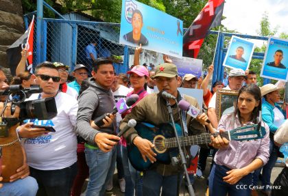 Familias nicaragüenses exigen justicia para las víctimas del terrorismo golpista