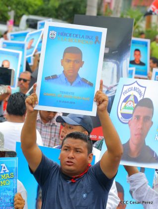 Familias nicaragüenses exigen justicia para las víctimas del terrorismo golpista