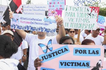 Familias nicaragüenses exigen justicia para las víctimas del terrorismo golpista