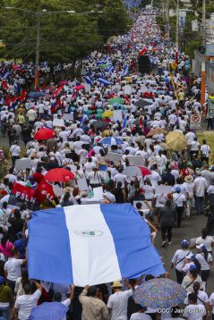 Familias nicaragüenses exigen justicia para las víctimas del terrorismo golpista