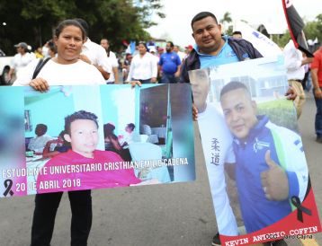 Estudiantes comprometidos por la Paz y la Justicia para las víctimas del terrorismo golpista