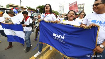 Estudiantes comprometidos por la Paz y la Justicia para las víctimas del terrorismo golpista