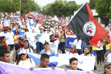 Estudiantes comprometidos por la Paz y la Justicia para las víctimas del terrorismo golpista