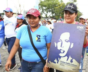 Estudiantes comprometidos por la Paz y la Justicia para las víctimas del terrorismo golpista