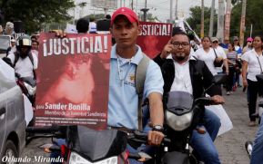 Estudiantes comprometidos por la Paz y la Justicia para las víctimas del terrorismo golpista