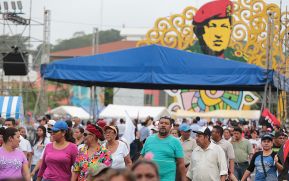 Estudiantes comprometidos por la Paz y la Justicia para las víctimas del terrorismo golpista