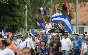 Estudiantes comprometidos por la Paz y la Justicia para las víctimas del terrorismo golpista