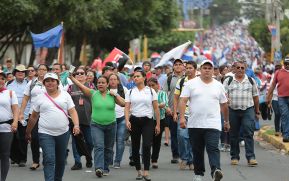 Estudiantes comprometidos por la Paz y la Justicia para las víctimas del terrorismo golpista