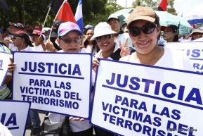 Demandan justicia para víctimas del terrorismo