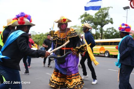Managua de fiesta: Carnaval en la Bolívar y despedida de Minguito