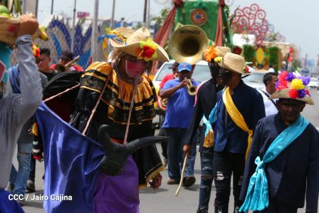 Managua de fiesta: Carnaval en la Bolívar y despedida de Minguito