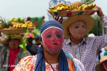 Managua de fiesta: Carnaval en la Bolívar y despedida de Minguito