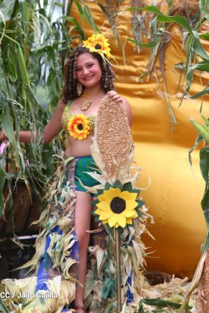 Managua de fiesta: Carnaval en la Bolívar y despedida de Minguito