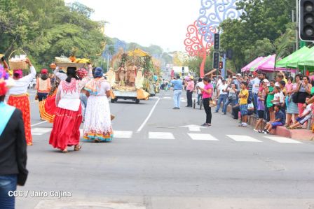 Managua de fiesta: Carnaval en la Bolívar y despedida de Minguito