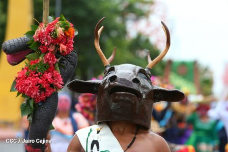 Managua de fiesta: Carnaval en la Bolívar y despedida de Minguito