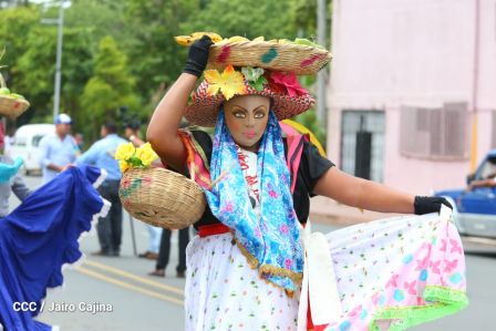Managua de fiesta: Carnaval en la Bolívar y despedida de Minguito