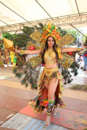 Managua de fiesta: Carnaval en la Bolívar y despedida de Minguito