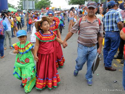 Managua de fiesta: Carnaval en la Bolívar y despedida de Minguito