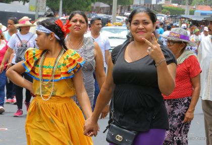 Managua de fiesta: Carnaval en la Bolívar y despedida de Minguito