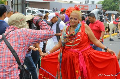 Managua de fiesta: Carnaval en la Bolívar y despedida de Minguito