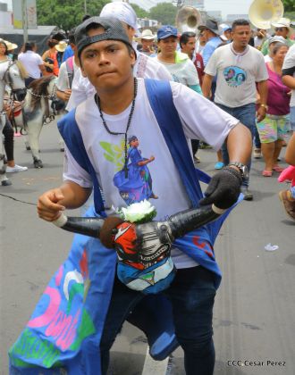 Managua de fiesta: Carnaval en la Bolívar y despedida de Minguito