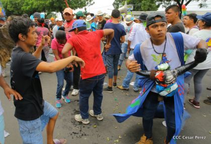 Managua de fiesta: Carnaval en la Bolívar y despedida de Minguito