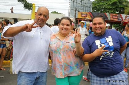 Managua de fiesta: Carnaval en la Bolívar y despedida de Minguito