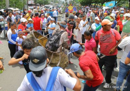 Managua de fiesta: Carnaval en la Bolívar y despedida de Minguito