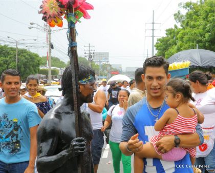 Managua de fiesta: Carnaval en la Bolívar y despedida de Minguito