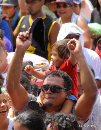 Managua de fiesta: Carnaval en la Bolívar y despedida de Minguito