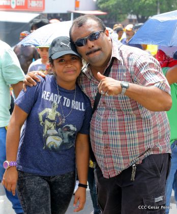 Managua de fiesta: Carnaval en la Bolívar y despedida de Minguito