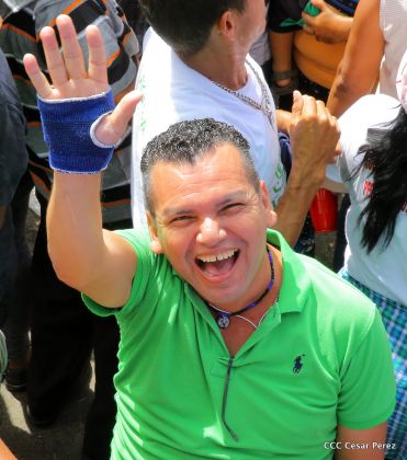 Managua de fiesta: Carnaval en la Bolívar y despedida de Minguito