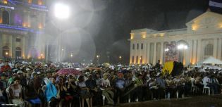 Daniel y Rosario rinden homenaje al Comandante Carlos Fonseca en el 37 Aniversario de su Tránsito a la Inmortalidad
