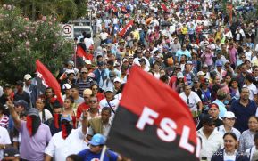 Nicaragüenses reclaman paz y justicia en las calles 