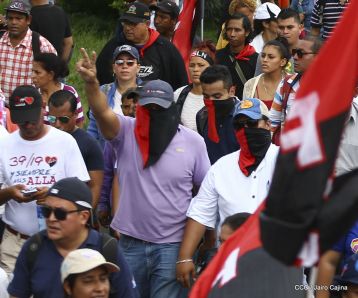 Nicaragüenses reclaman paz y justicia en las calles 