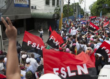Nicaragüenses reclaman paz y justicia en las calles 