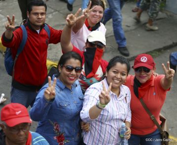 Nicaragüenses reclaman paz y justicia en las calles 